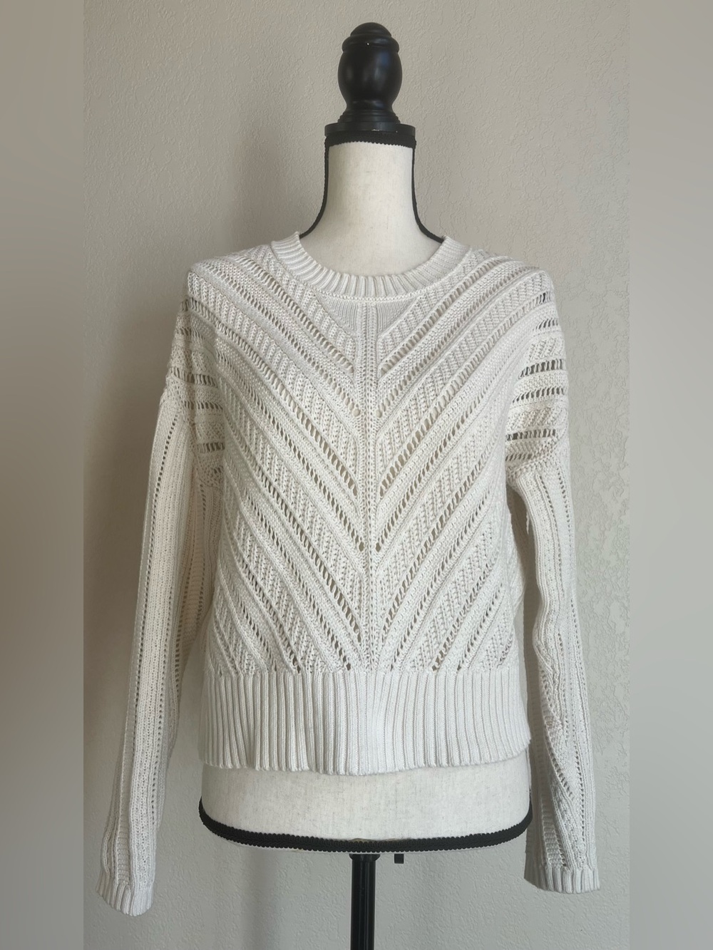 Old Navy Pullover Sweater Oversized